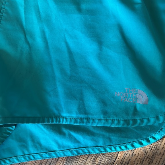 The North Face Women’s Light Green Quick Dry Vented Outdoor Hiking Short Size L - Picture 2 of 6